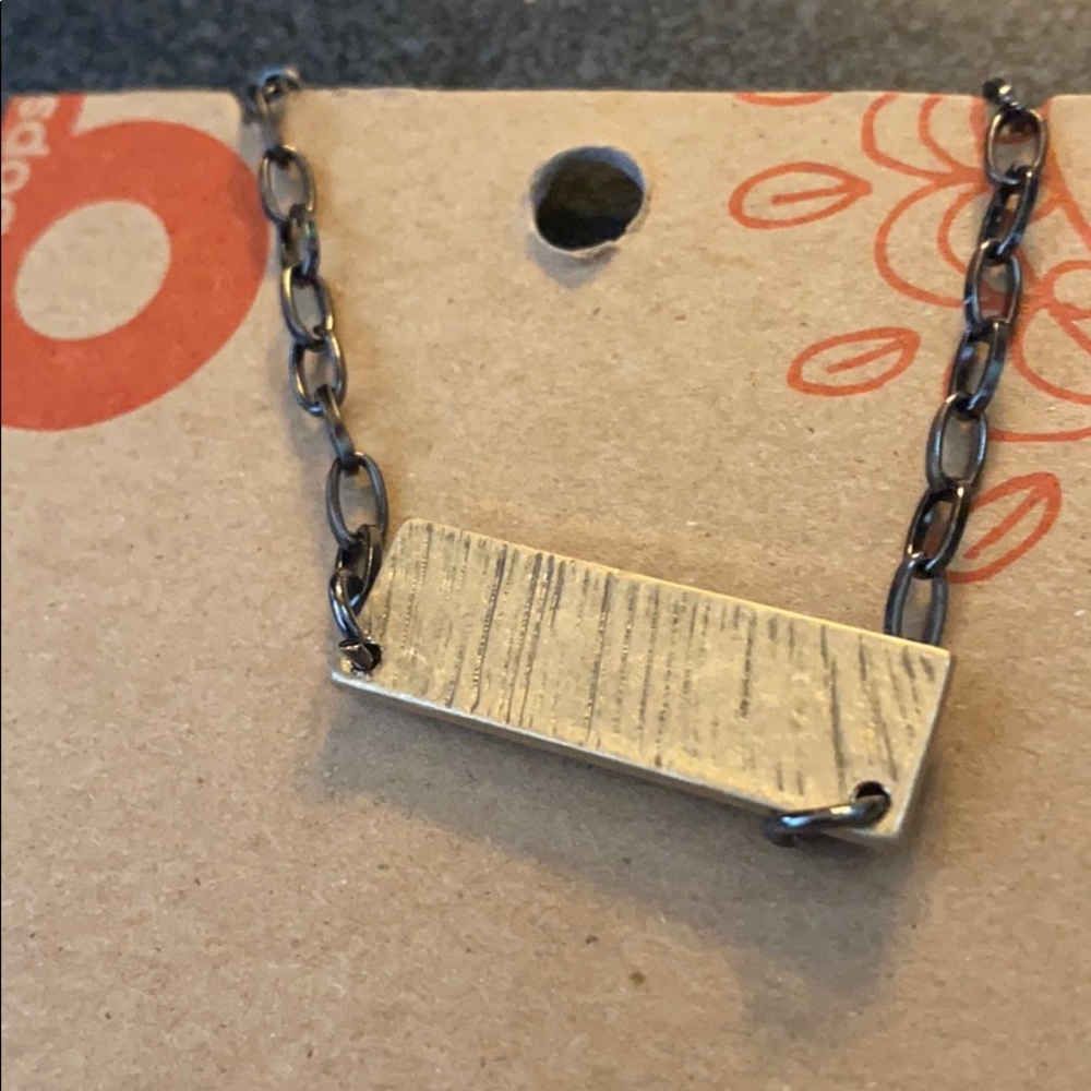 NEW “strong” etched bar necklace - Picture 5 of 6